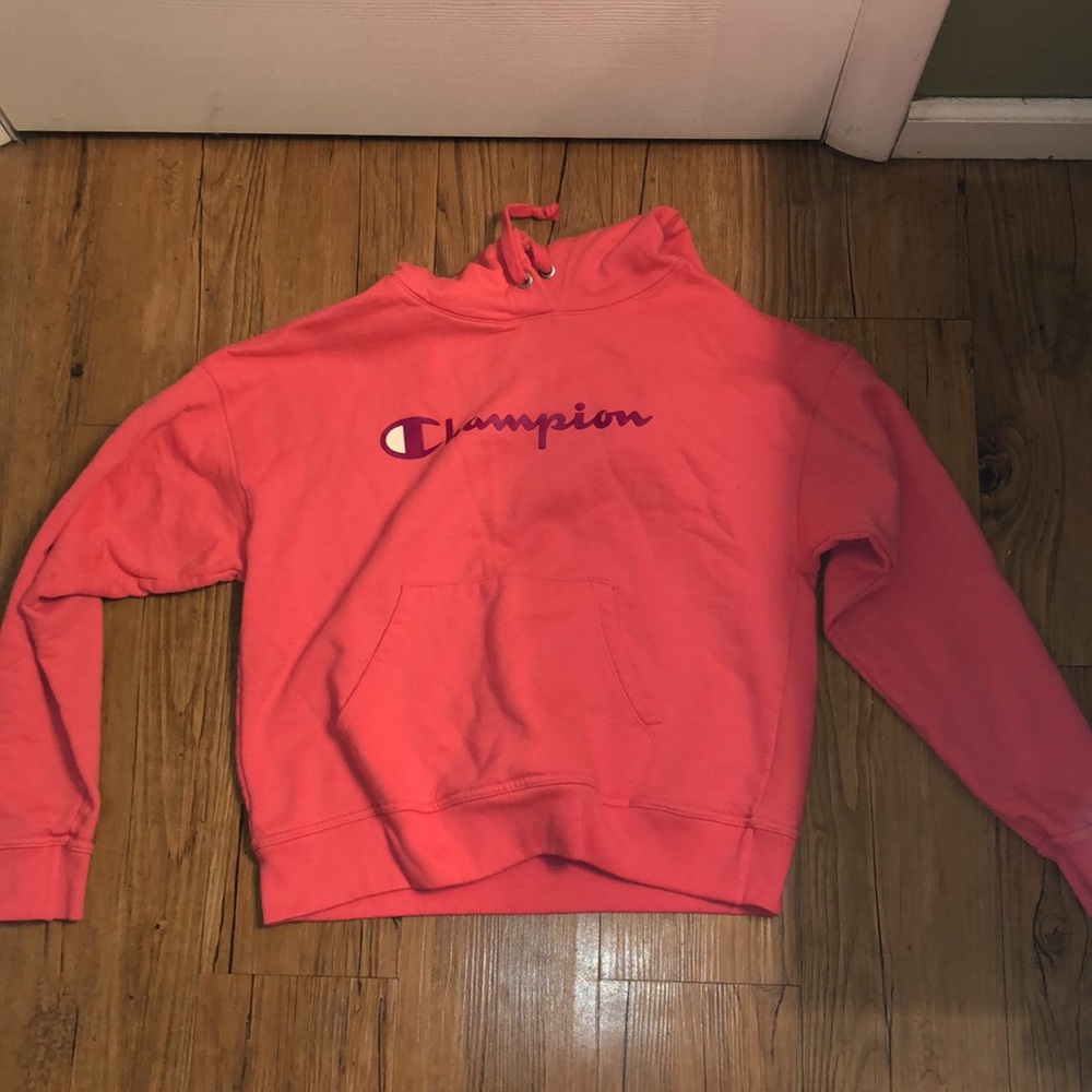 2 free t shirts, San Francisco Giants shirt (AS), pink champion hoodie (AXS)